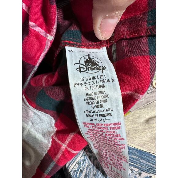 Disney Store Adult Mickey Mouse Walt's Holiday Lodge Shirt Size Large - Picture 8 of 8